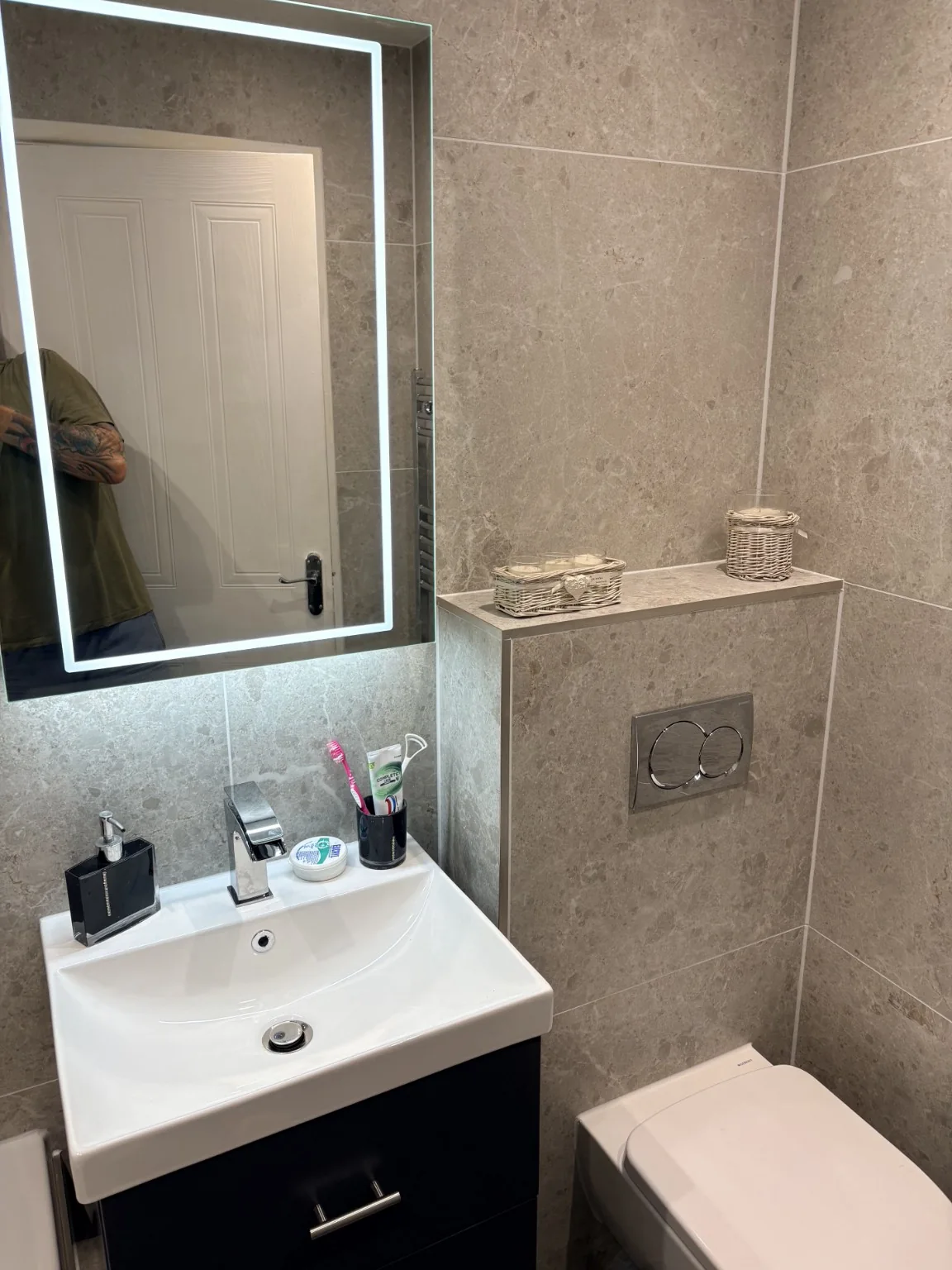 Illuminated mirror